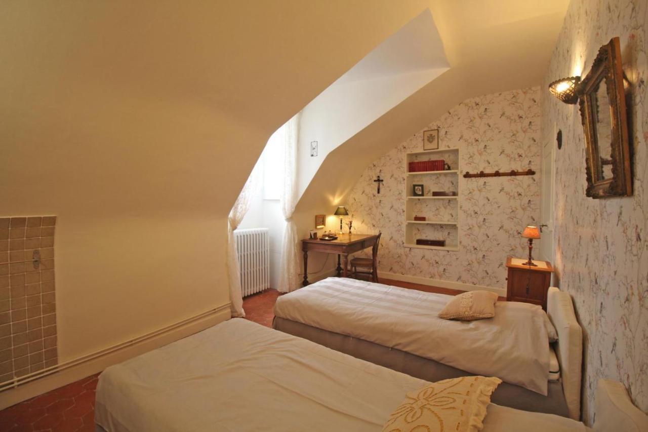 Domaine De Bort Bed & Breakfast Saint-Priest-Taurion Exterior photo